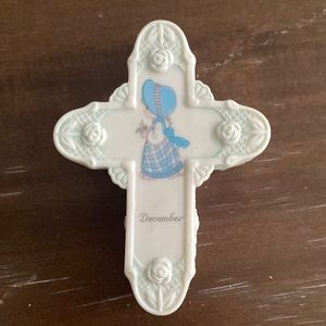 Precious Moments December Cross Covered Trinket Box